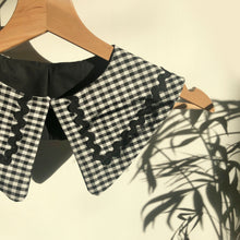 Load image into Gallery viewer, Gingham Cotton Pointy Collar- Black