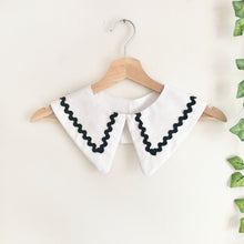Load image into Gallery viewer, White Cotton Pointy Collar
