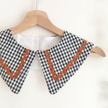 Load image into Gallery viewer, Gingham Cotton Pointy Collar- Rust