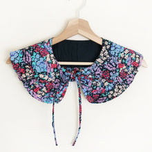 Load image into Gallery viewer, Lavender Floral Print Cotton Removable Frill collar