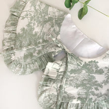 Load image into Gallery viewer, Printed Cotton Removable Frill collar- Green