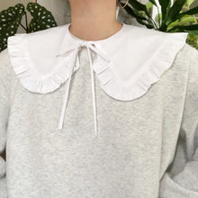 Load image into Gallery viewer, White Cotton Removable Frill collar - White