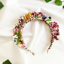 Load image into Gallery viewer, Floral Print Rouched headband