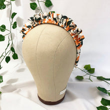 Load image into Gallery viewer, Peach Print Rouched headband
