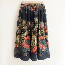 Load image into Gallery viewer, Giraffe Print Cotton Midi Skirt