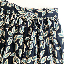 Load image into Gallery viewer, Printed Linen Midi Skirt - Navy