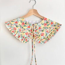 Load image into Gallery viewer, Summer Floral Print Detachable Collar