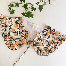 Load image into Gallery viewer, Peach Print Detachable Collar