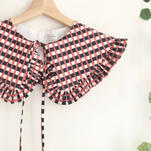 Load image into Gallery viewer, Navy Check Print Detachable Collar