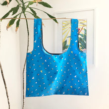 Load image into Gallery viewer, Blue Ditsy Print Reusable Shopping Bag