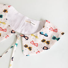 Load image into Gallery viewer, Sunglass Print Detachable Peter Pan Collar