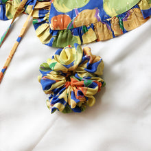 Load image into Gallery viewer, Fruit Salad Print Detachable Collar