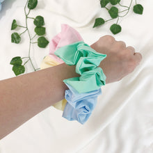 Load image into Gallery viewer, Pastel Colour Block Cotton Printed Scrunchie
