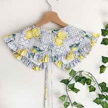 Load image into Gallery viewer, Tile Print Detachable Collar