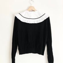 Load image into Gallery viewer, White Detachable Collar with Ric Rac Trim