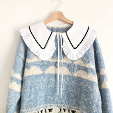 Load image into Gallery viewer, White Detachable Collar with Ric Rac Trim