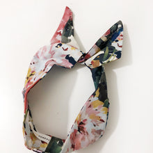 Load image into Gallery viewer, Winter Floral Print Cotton Wire Headband