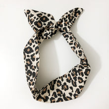 Load image into Gallery viewer, Leopard Print Cotton Wire Headband