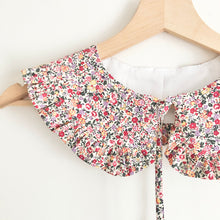 Load image into Gallery viewer, Vintage Floral Print Detachable Collar