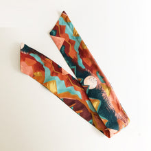Load image into Gallery viewer, Sandy Mountain Print Cotton Wire Headband