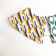 Load image into Gallery viewer, Geometric Print Mix Detachable Collar, Peter Pan Collar