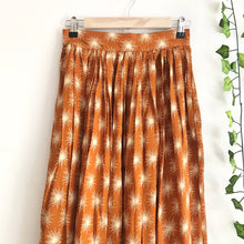 Load image into Gallery viewer, Gleaming Sun Viscose Midi Skirt
