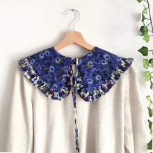 Load image into Gallery viewer, Floral Pattern Mix Detachable Collar
