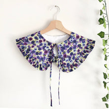 Load image into Gallery viewer, Purple Floral Print Detachable Collar