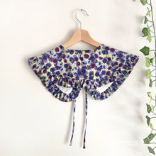 Load image into Gallery viewer, Purple Floral Print Detachable Collar