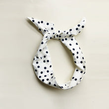 Load image into Gallery viewer, Polakdot Cotton Wire Headband