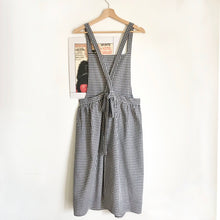 Load image into Gallery viewer, Personalised 100% Cotton Gingham Pinafore Apron
