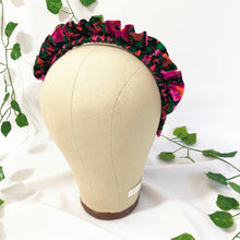 Load image into Gallery viewer, Dark Floral Print Rouched headband
