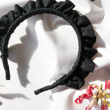 Load image into Gallery viewer, Black Rouched headband
