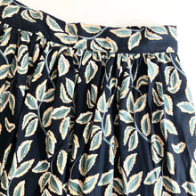 Load image into Gallery viewer, Printed Linen Midi Skirt - Navy
