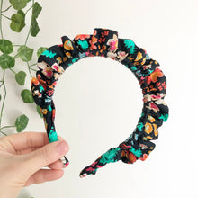 Load image into Gallery viewer, Vibrant Floral Rouched headband
