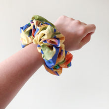 Load image into Gallery viewer, Fruit Salad Lurex Print Scrunchies
