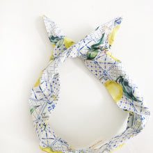 Load image into Gallery viewer, Tile Print Cotton Wire Headband
