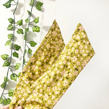 Load image into Gallery viewer, Spring Floral Extra Wide Wire Headband

