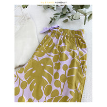 Load image into Gallery viewer, Leaf Print Cotton Pyjama Set
