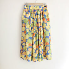 Load image into Gallery viewer, Fruit Print Lurex Midi Skirt
